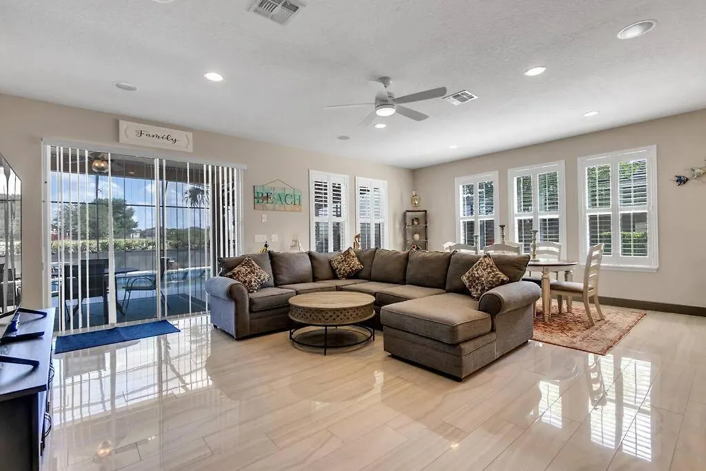 Luxurious 6 Bedroom Home In Solterra Resort Davenport